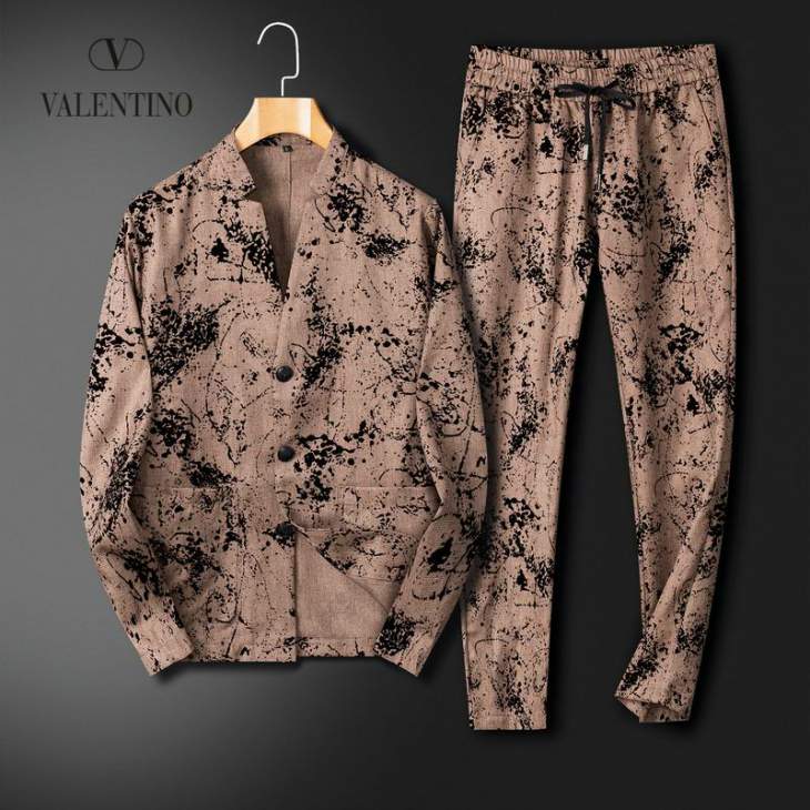 Picture of Valentino Sweater Suits _SKUValentinoM-3XL25cr2342702